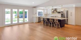 Beautiful 4 Bed / 3 Bath Bollinger Hills Home with Gorgeous Remodeled Kitchen! Gallery 26