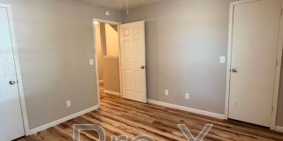 506 N Betty Jo Drive Gallery 17