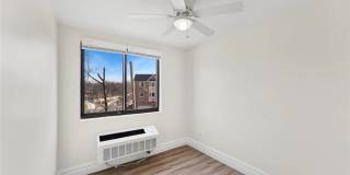 135-46 Grand Central Parkway Gallery 4