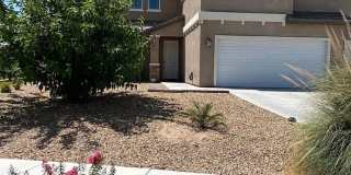 4 bedroom 3bth Oak Hills area! Close to the 15 Freeway! Gallery 1