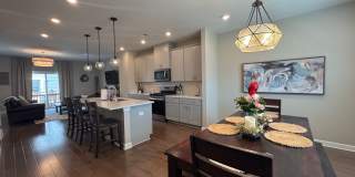 Modern 3-Level Townhome for Rent | Prime SW Charlotte Location Gallery 12