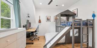 3424 W Beach Avenue Gallery 19