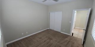 2204 VAN PATTEN Place Gallery 7