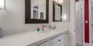 Furnished 2 Bedroom, 1 Bath Gallery 17