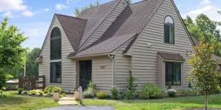 1067 Highlands Drive Gallery 1