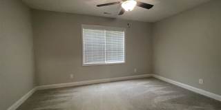 80 E. Lakeview Drive Gallery 22