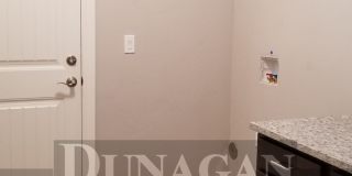 Gorgeous, 4 Bedroom/2 Bath in Martin Farms Subdivision Gallery 17