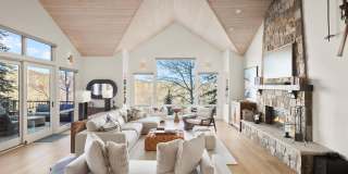 18 Edgewood Lane Gallery 2