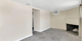 544 W 17th Place Gallery 12