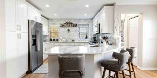 9040 WHITE SAGE LOOP Gallery 40