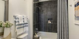 Hangar 44 Gallery 11