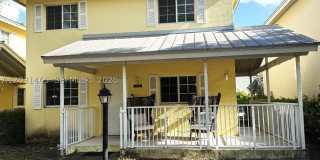 360 NW 19th Ter Gallery 1