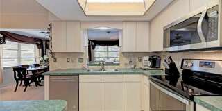 910 CAPLES STREET Gallery 12