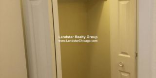 6937 North Oakley Gallery 9