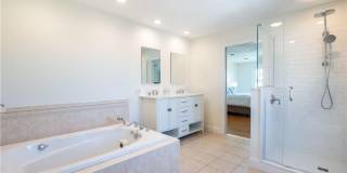 573 Wolcott Avenue Gallery 27