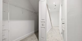 251 Carron St Gallery 31
