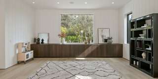 211 Veteran Ave Gallery 14