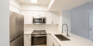 Sheridan Ocean Club Apartments Gallery 38