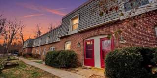 8141 KINGSWAY Court Gallery 1