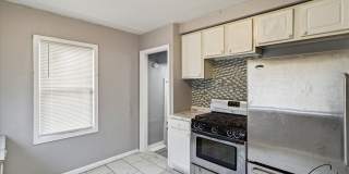 3 bedroom bungalow - $1325 Gallery 9