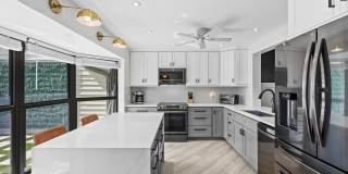 13400 Bedford Mews Court Gallery 20