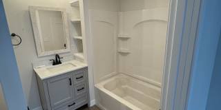 914 Lakeside Avenue Gallery 7