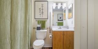 Heron Pond - 55+ Apartments Gallery 12