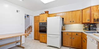 SPACIOUS 4 BEDROOM 3 BATH SPLIT LEVEL HOME ON LARGE LOT IN ROSEMARY HILLS! Gallery 5