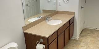 Move-in special offer!!! Spacious home in super nice neighborhood in Northwest Omaha in Elkhorn School District for under $3,000 Gallery 23