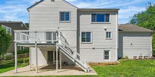 222 APPLE BLOSSOM Court Gallery 42
