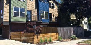 3 bed 2.5 bath, Spacious BALLARD TOWNHOUSE! Gallery 3