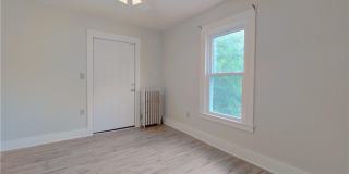 251 Williams Street Gallery 12