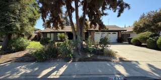 Nice home for rent in Visalia with a pool! Nice home for rent in Visalia with a pool! Gallery 1