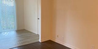 Remodeled River Road Townhome Remodeled River Road Townhome Gallery 6