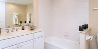 Embassy Park Apartments Gallery 21