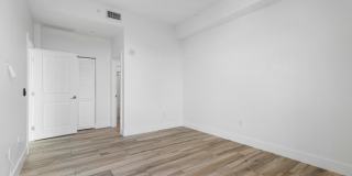 410 EVERNIA STREET APT 807 - 1 Gallery 40