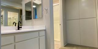 Beautiful corner condo in Lake San Marcos Gallery 23