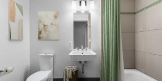 Berkeley Central Gallery 33