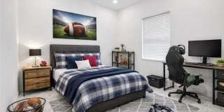2513 69th Street W Gallery 22