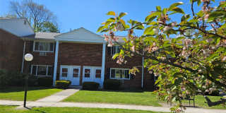 76 Manor Drive Gallery 1
