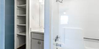 Upgraded & Specious Two Bedroom Must See!! Gallery 16