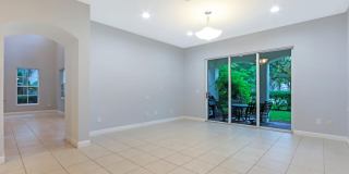 1904 Flower Drive Gallery 19