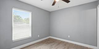 Fully Remodeled & Spacious 4 Bedroom Home - Don't miss it! Gallery 16