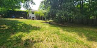 33 N Maple Avenue Gallery 19