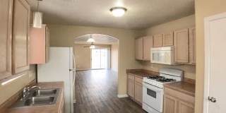 Ventana Ranch 3 bedroom. Newer Flooring! No Carpet. Huge open living space. Great location. Gallery 12