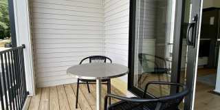 629 N Queen Street Gallery 10