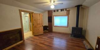 For Rent: 2 Bed/1 Bath Home Downtown Gallery 7