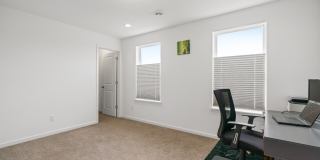 657 Aster Rd. Gallery 37