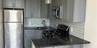 195 Main Street Gallery 1