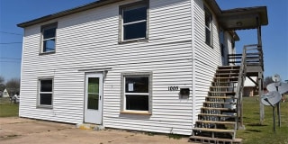 1005 N. B St - 2 Gallery 1